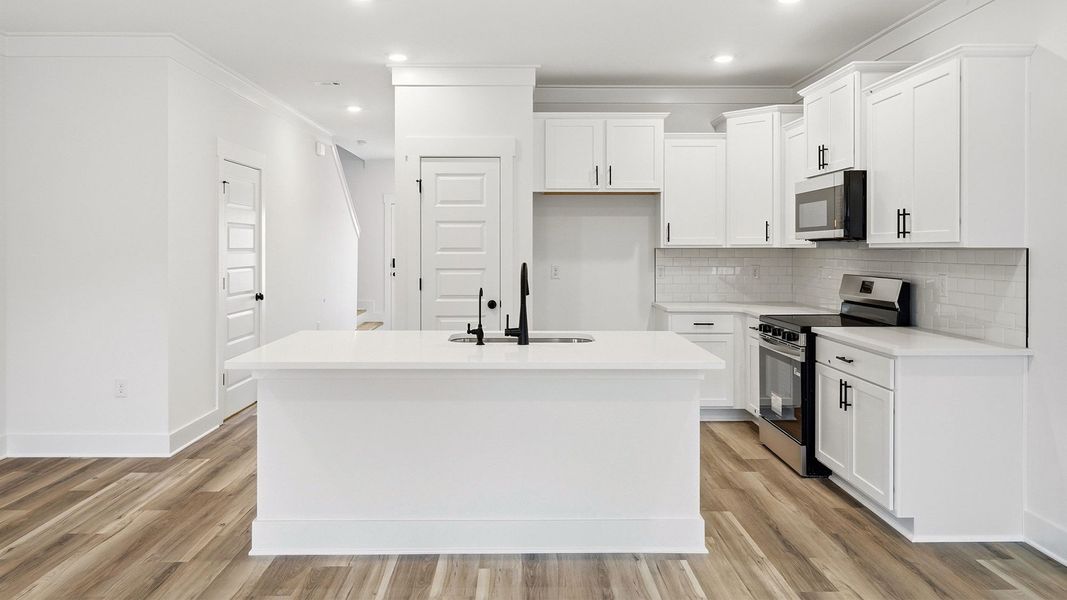 Furnished interior view inside a new home in Palm Street Townhomes, Destin (Image 7).
