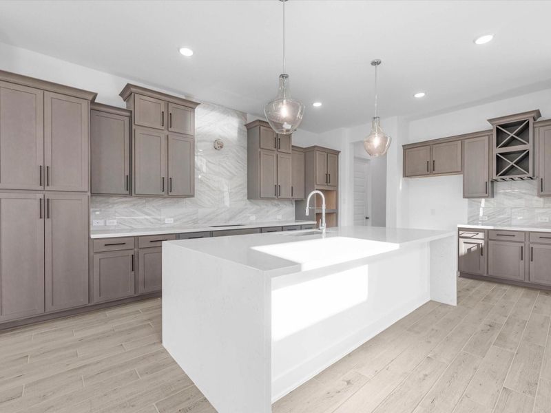 Furnished interior view inside a new home in Sienna, Missouri City (Image 4).