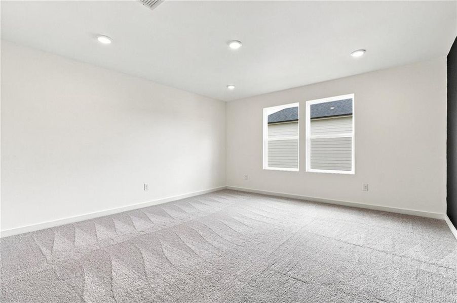 Spacious, unfurnished interior of a new home in , Grayson (Image 24).