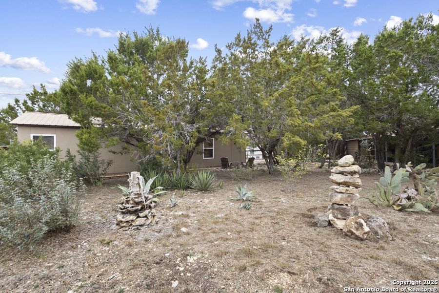 Natural landscape and outdoor views near  in Bandera (Image 23).