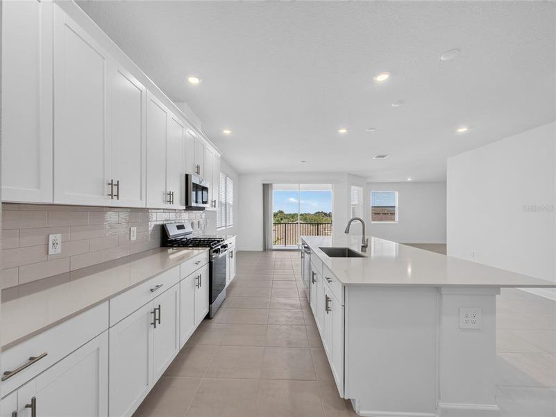 Furnished interior view inside a new home in Dora Parc, Mount Dora (Image 9).