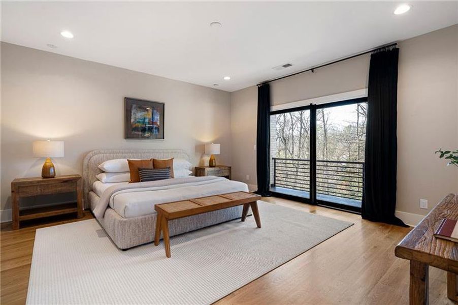 Furnished interior view inside a new home in , Atlanta (Image 16). Furnished interior view inside a new home in , Atlanta (Image 16).