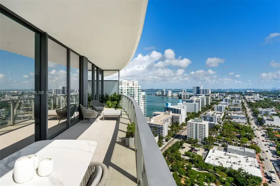 Condo located in Miami Beach, FL showcasing its design and architecture (Image 3).