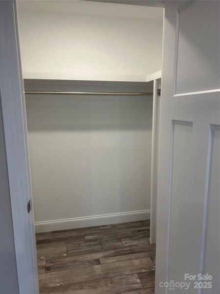 Image 37 of a home in .