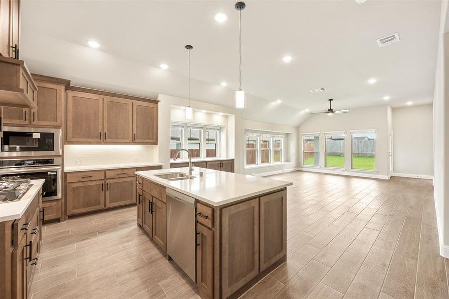 Furnished interior view inside a new home in Heartland Classic 60, Crandall (Image 16).