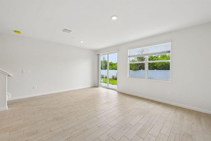 612 Salisbury Cir Fort Pierce FL 34982 ( 612 Salisbury Cir Fort Pierce FL 34982 (