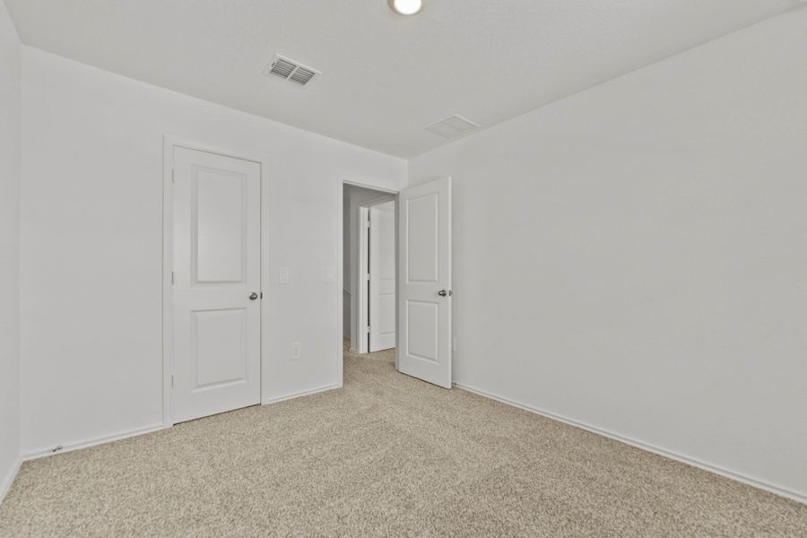 Spacious, unfurnished interior of a new home in Palomino, Manor (Image 31).