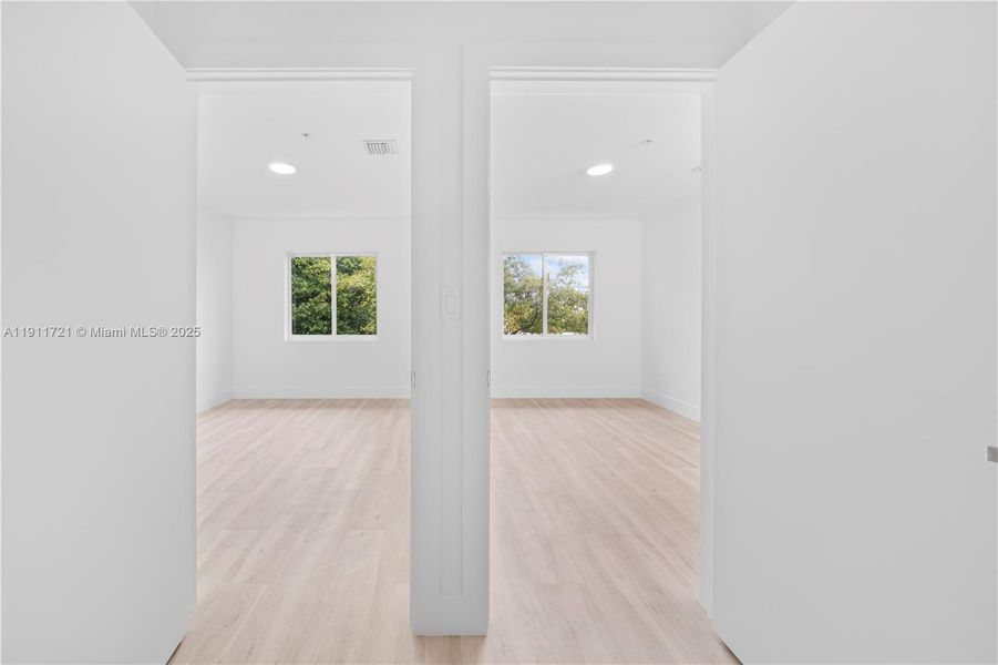 Spacious, unfurnished interior of a new home in , Miami (Image 19).