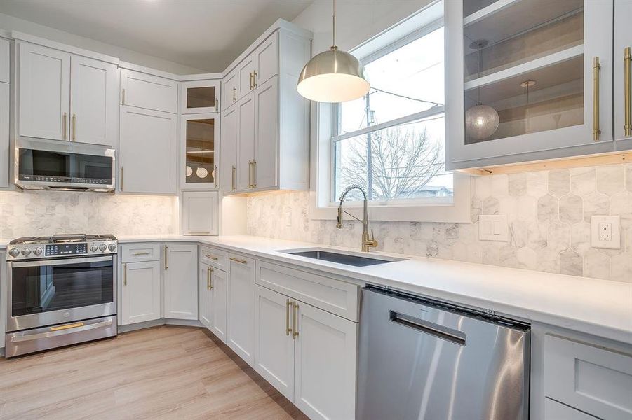 Furnished interior view inside a new home in , Fort Worth (Image 35).