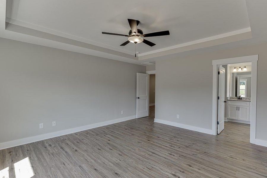 Spacious, unfurnished interior of a new home in , Hartwell (Image 16). Spacious, unfurnished interior of a new home in , Hartwell (Image 16).