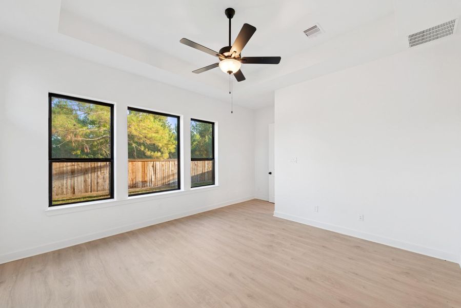 Spacious, unfurnished interior of a new home in Kresston, Magnolia (Image 26).