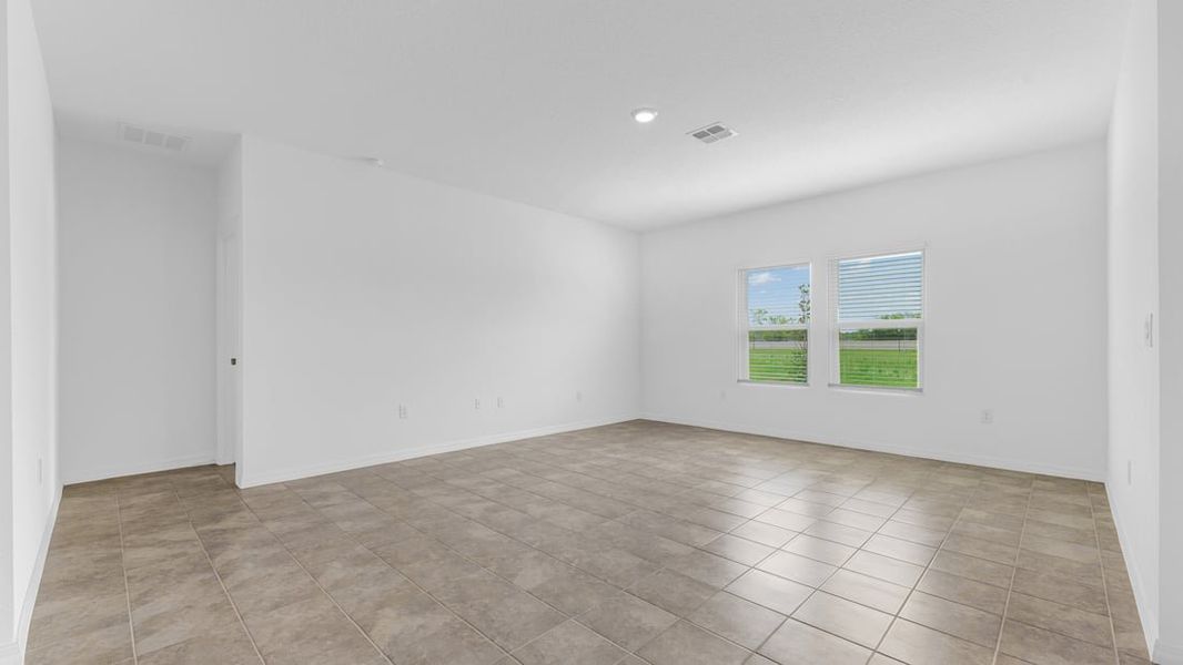 Representative unfurnished interior of a home built from the Sage by Taylor Morrison in Coopers Meadow, Jacksonville (Image 27).