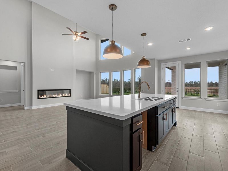 Representative image. Features, selections and colors may vary.