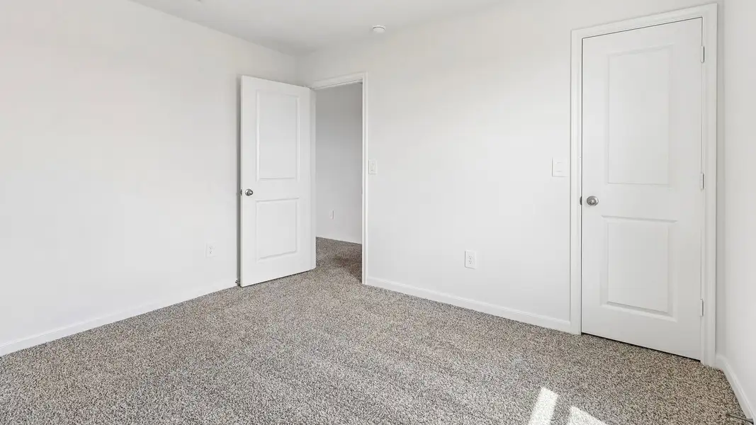 Spacious, unfurnished interior of a new home in Prairie Lakes, Buda (Image 27).