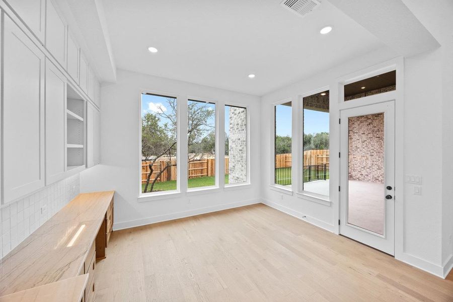 Spacious, unfurnished interior of a new home in Parkside On The River, Georgetown (Image 21).