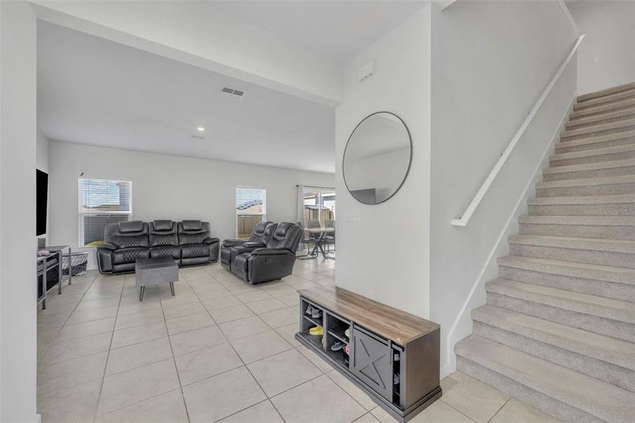 Furnished interior view inside a new home in , Haines City (Image 10).