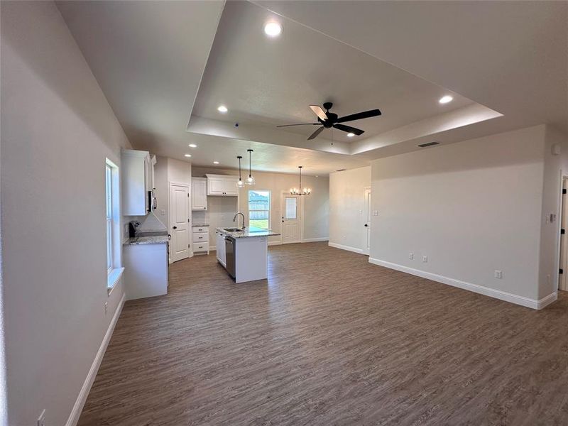 Spacious, unfurnished interior of a new home in , Abilene (Image 7).