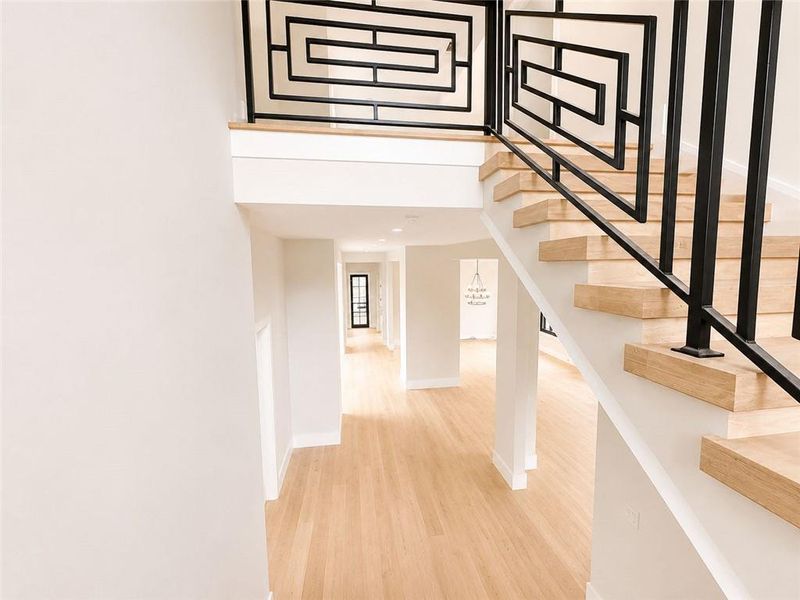 Spacious, unfurnished interior of a new home in , Alpharetta (Image 41).