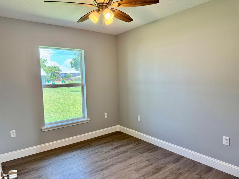 Spacious, unfurnished interior of a new home in , Okeechobee (Image 19).