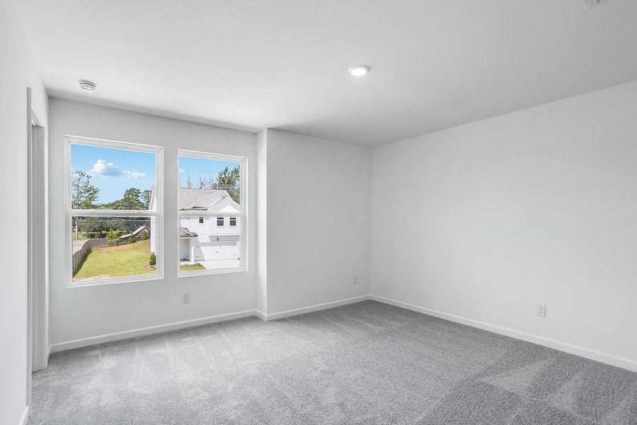 Spacious, unfurnished interior of a new home in Heritage River, Euharlee (Image 22).