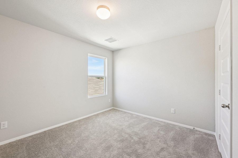 Spacious, unfurnished interior of a new home in Cascade, Liberty Hill (Image 35).