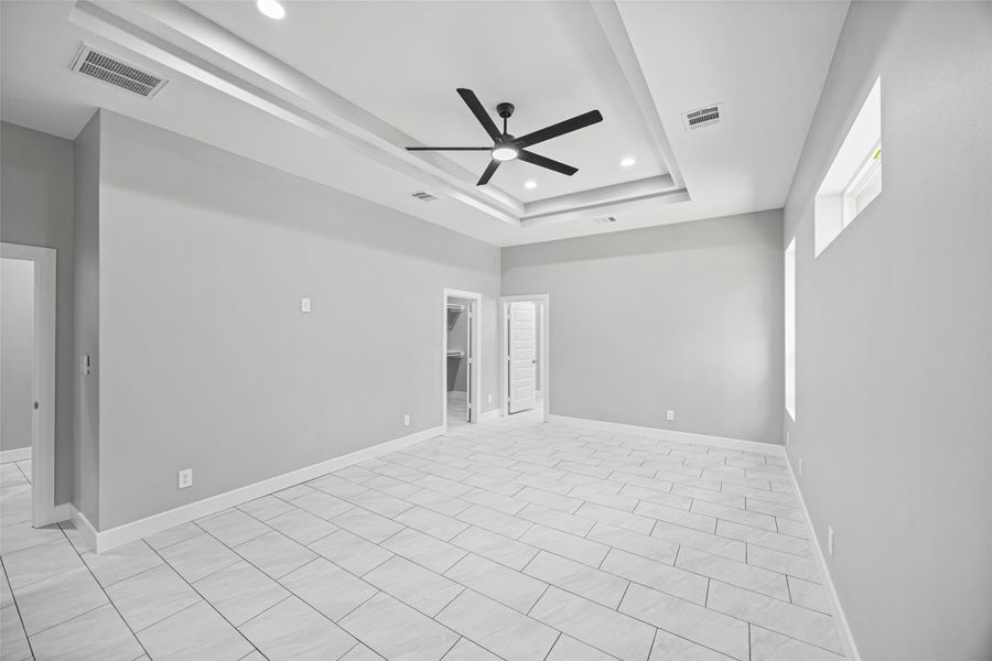 Spacious, unfurnished interior of a new home in , Splendora (Image 39).