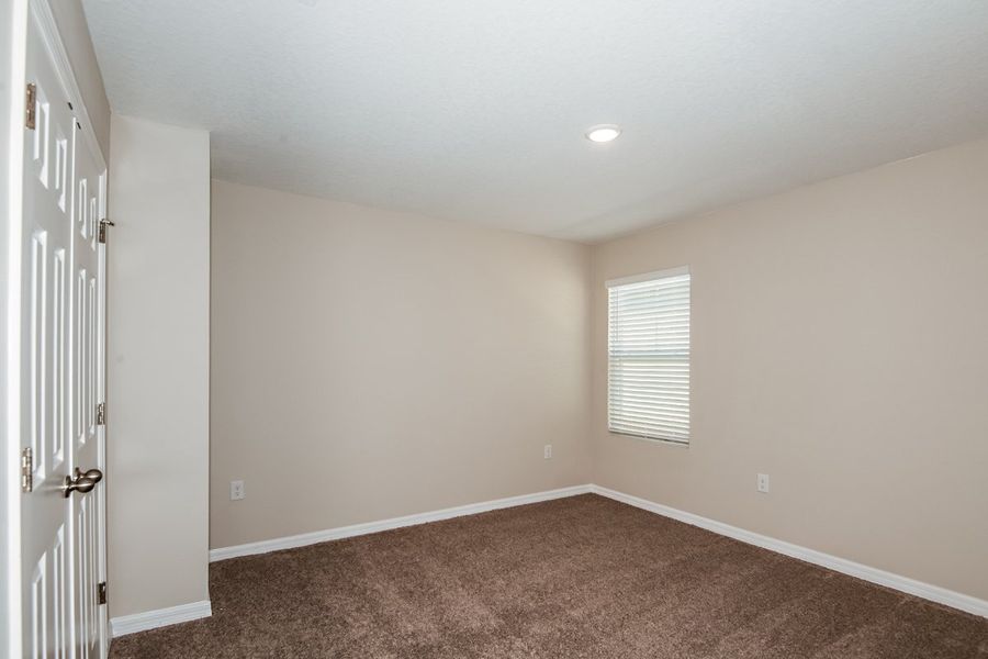 Spacious, unfurnished interior of a new home in Crosswinds, Haines City (Image 17).