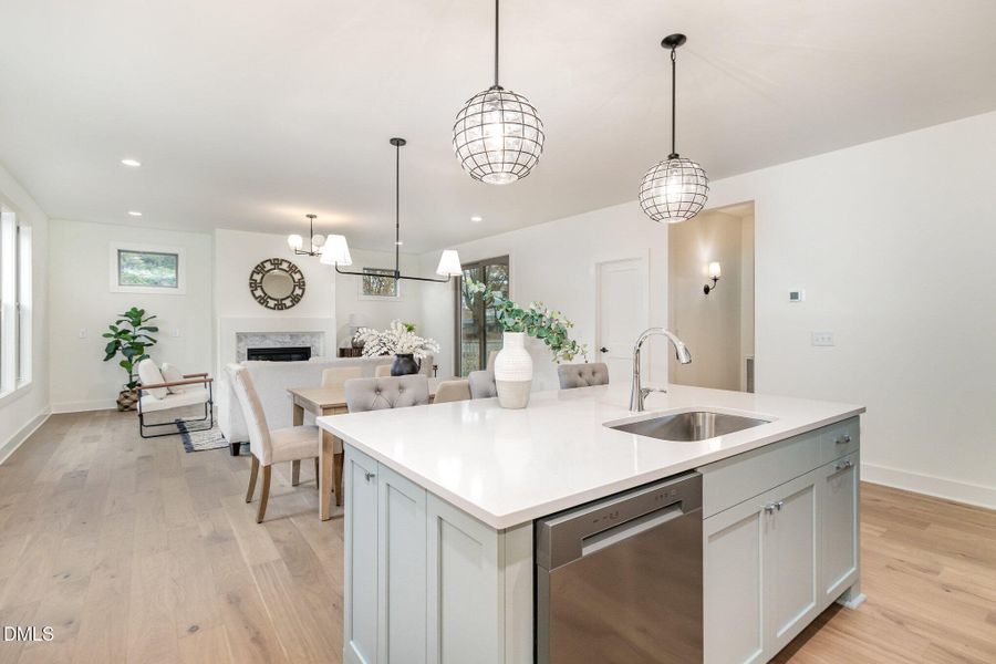 012_img_2072-edit_702