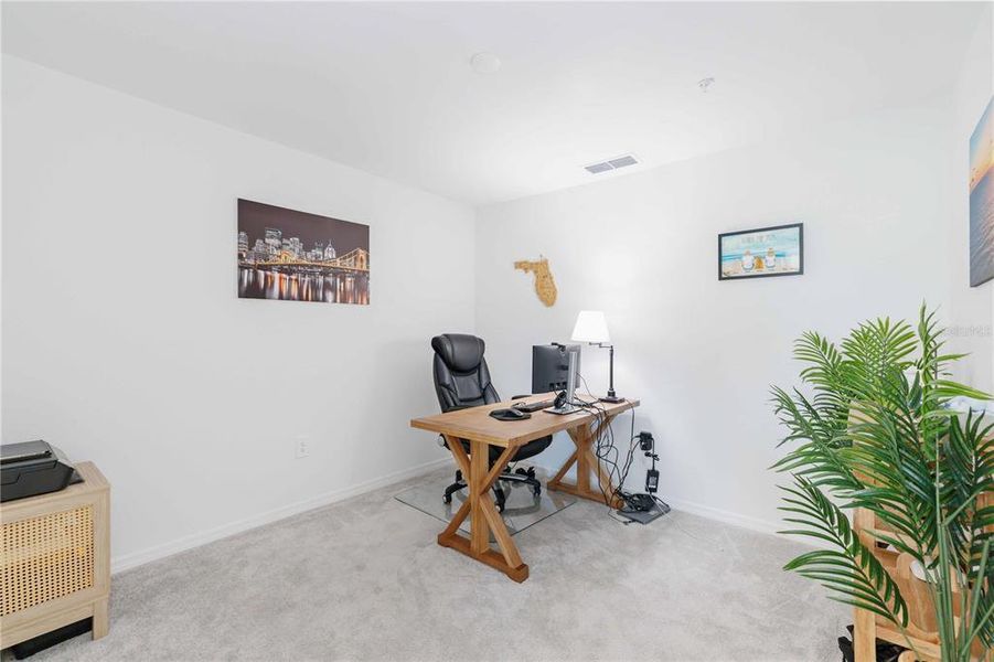 Furnished interior view inside a new home in , Venice (Image 14).