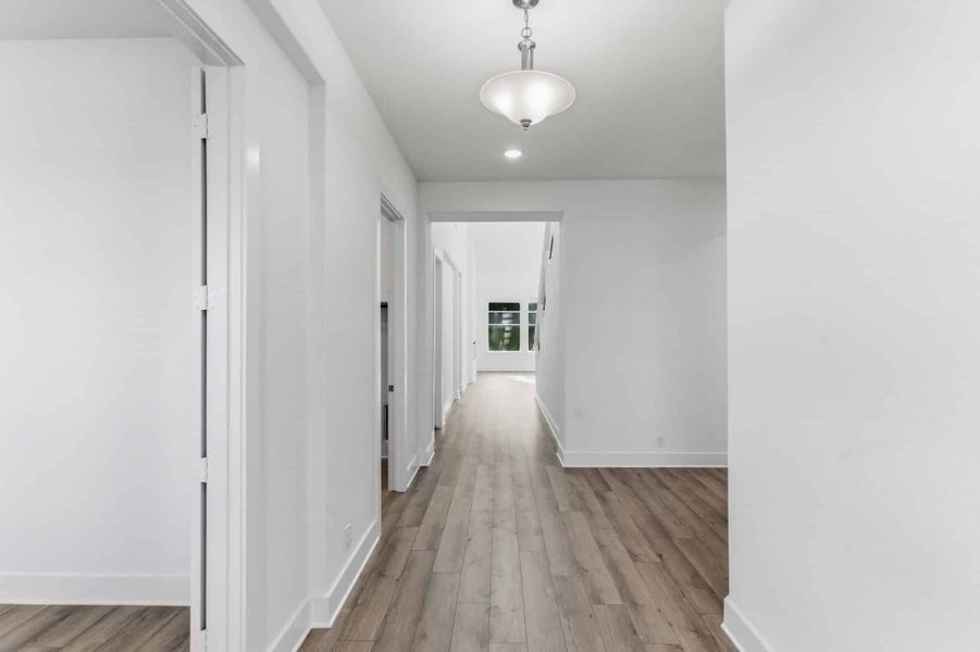 Spacious, unfurnished interior of a new home in Buffalo Crossing, Cibolo (Image 20). Spacious, unfurnished interior of a new home in Buffalo Crossing, Cibolo (Image 20).