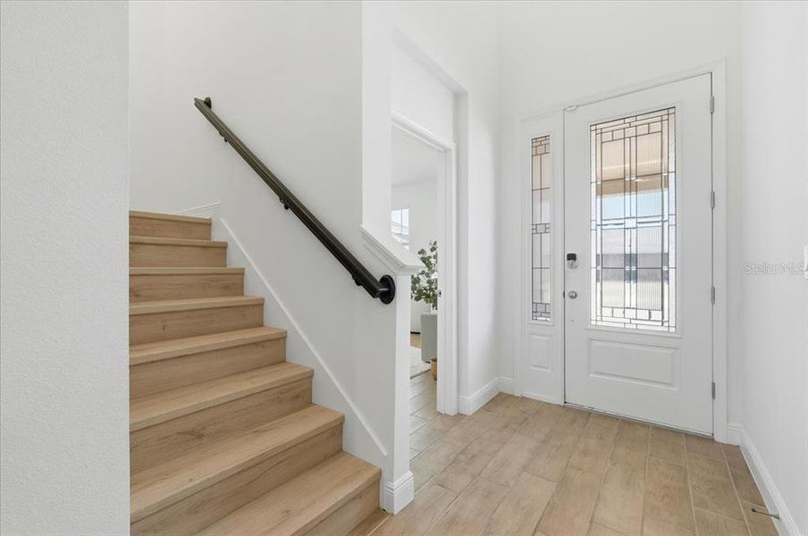 Spacious, unfurnished interior of a new home in Hills of Minneola, Minneola (Image 28).