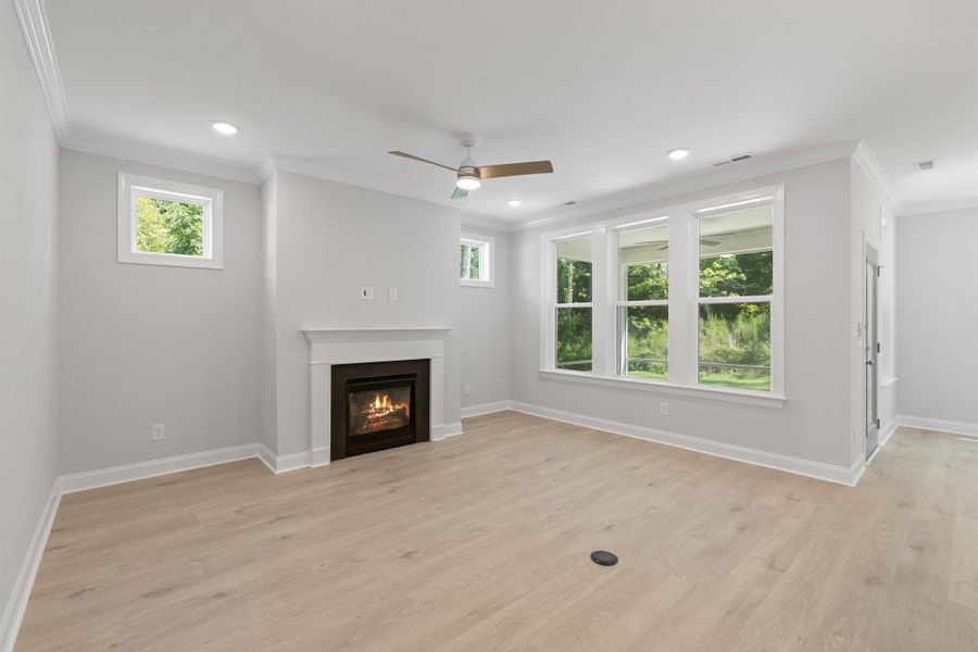 Representative unfurnished interior of a home built from the The Ellery by RobuckHomes in Baylee Ridge, Selma (Image 101).