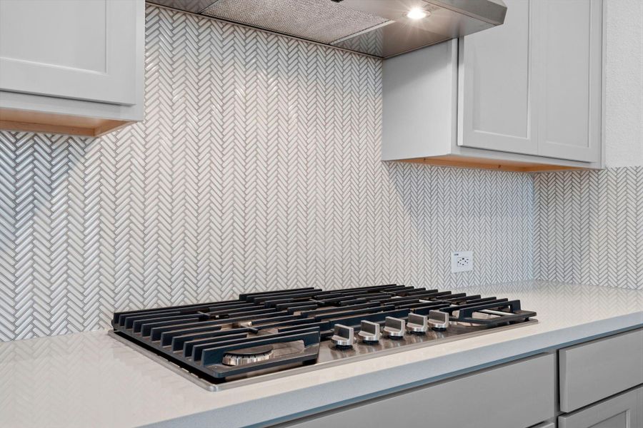 Close-up of interior finishes inside a home in , Texas City (Image 13).