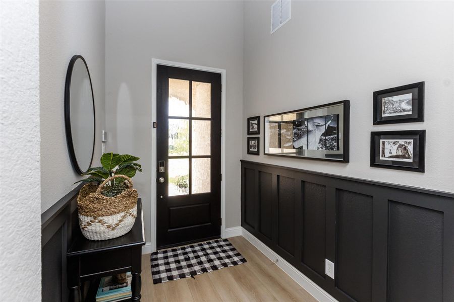 Furnished interior view inside a new home in , Tomball (Image 26).