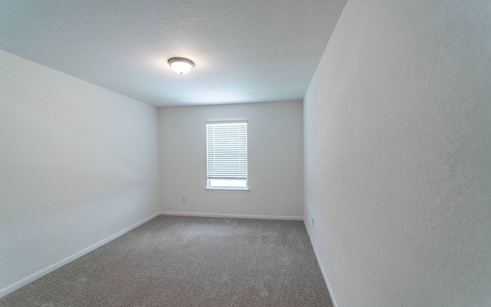Spacious, unfurnished interior of a new home in Swenson Heights, Seguin (Image 47).
