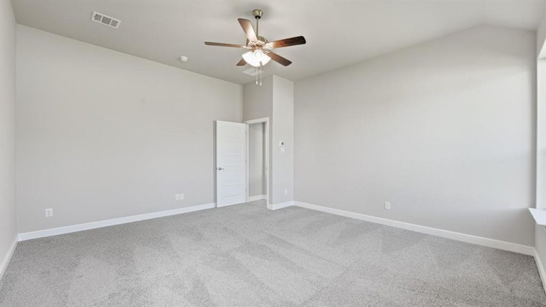Spacious, unfurnished interior of a new home in Treeline, Justin (Image 22). Spacious, unfurnished interior of a new home in Treeline, Justin (Image 22).