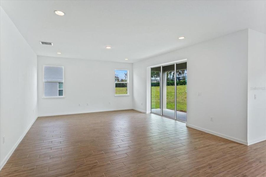 Spacious, unfurnished interior of a new home in Serenade at Ovation, Winter Garden (Image 17). Spacious, unfurnished interior of a new home in Serenade at Ovation, Winter Garden (Image 17).