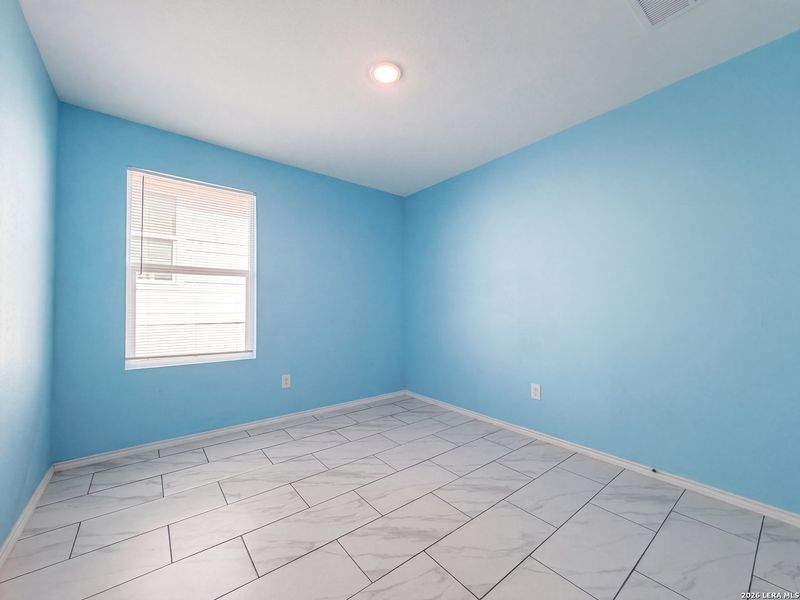Spacious, unfurnished interior of a new home in Grace Valley, Marion (Image 15).