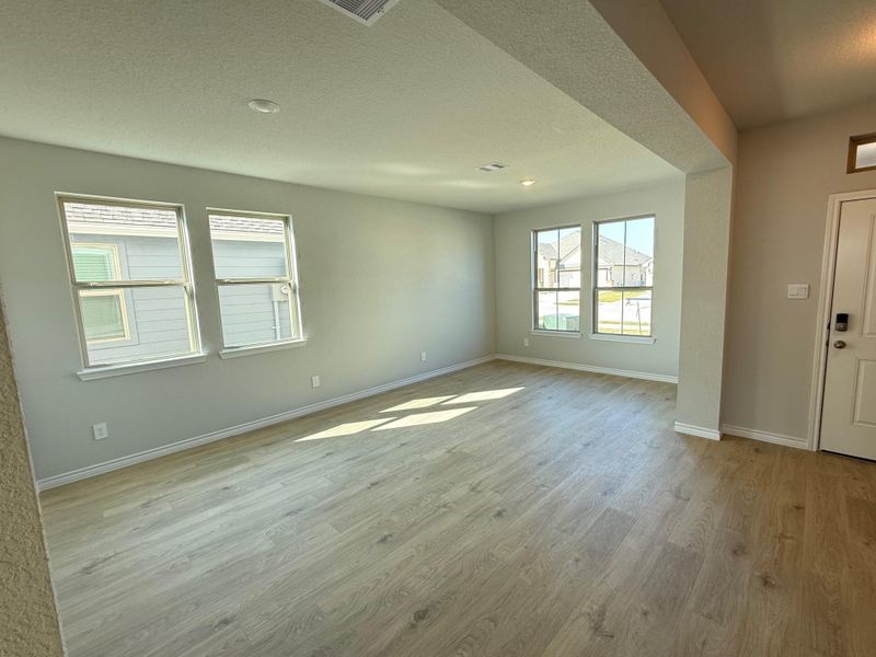 Spacious, unfurnished interior of a new home in Southern Pointe, College Station (Image 10).