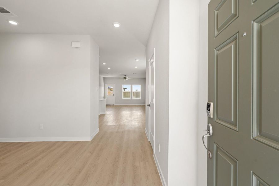 Spacious, unfurnished interior of a new home in Laurel Farms, Brookshire (Image 22). Spacious, unfurnished interior of a new home in Laurel Farms, Brookshire (Image 22).