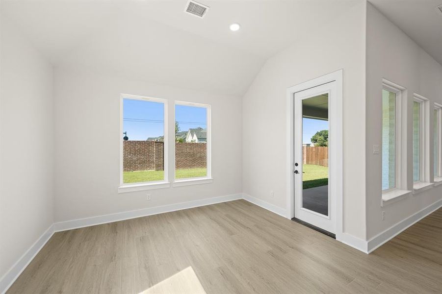 715 Bluestem- Dining-1