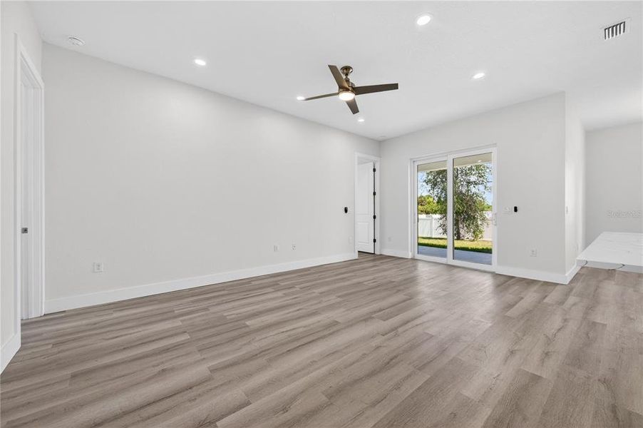 Spacious, unfurnished interior of a new home in , Port Charlotte (Image 40). Spacious, unfurnished interior of a new home in , Port Charlotte (Image 40).
