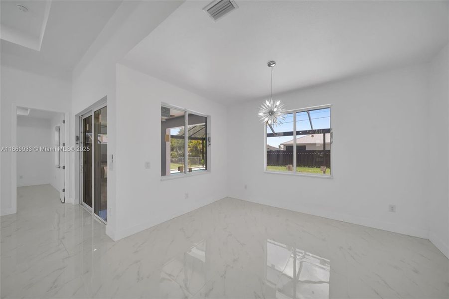 Spacious, unfurnished interior of a new home in , Cape Coral (Image 22).