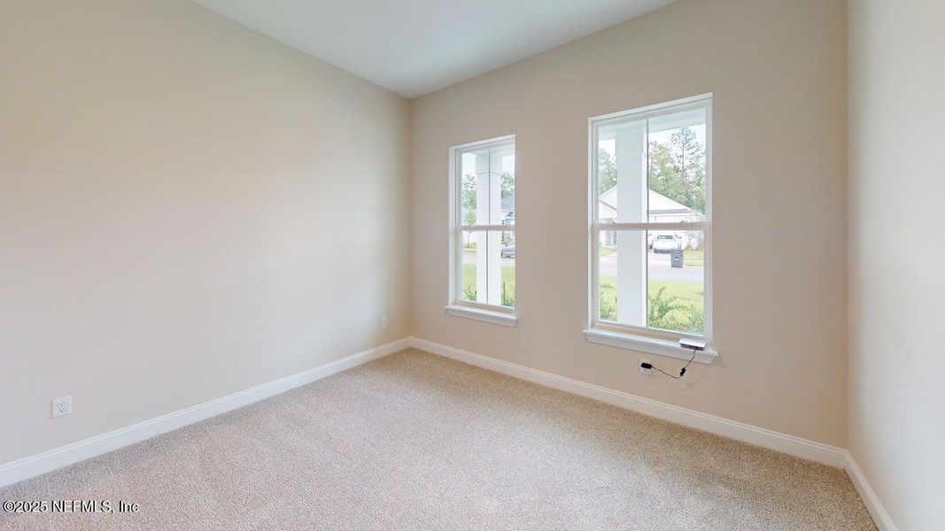 Spacious, unfurnished interior of a new home in RiverTown - Ravines, St. Johns (Image 17).