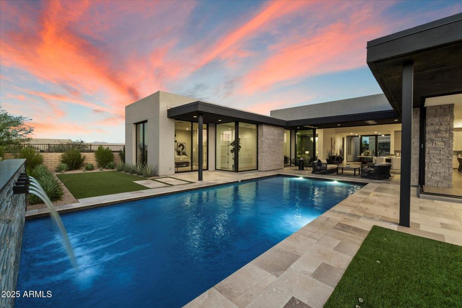 Baja Step & Water Feature