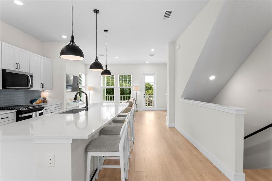Furnished interior view inside a new home in , St. Petersburg (Image 15).