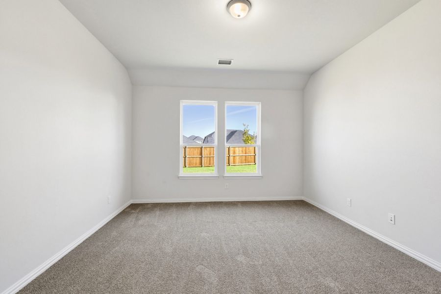 Spacious, unfurnished interior of a new home in Elevon, Lavon (Image 35).