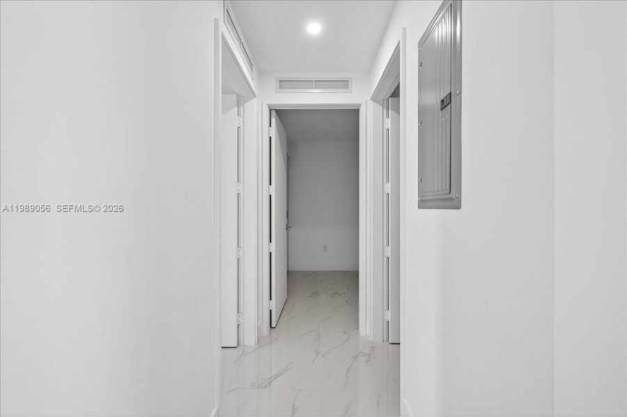Spacious, unfurnished interior of a new home in , Miami (Image 29).