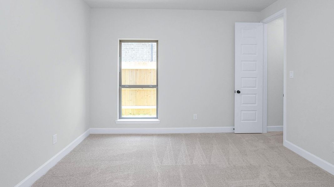 Spacious, unfurnished interior of a new home in Escondido, Magnolia (Image 10).