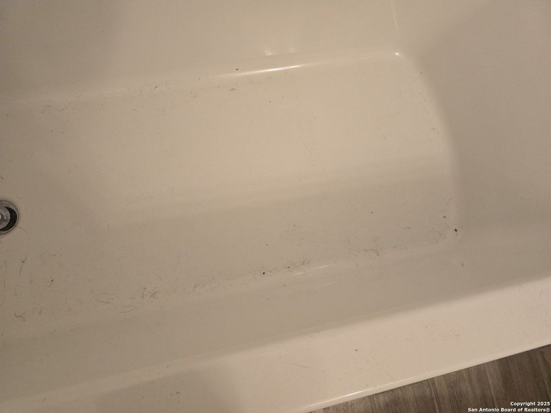 Close-up of interior finishes inside a home in Davis Ranch, San Antonio (Image 7).